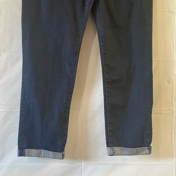 AG Adriano Goldschmied StevieRoll Up Cropped Jeans - Picture 8 of 13